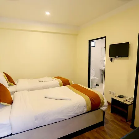 Hotel Sweet Town